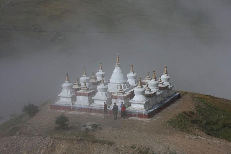 057 Mistic stupas near Ganden.jpg